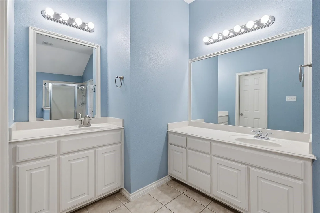 Photo of 5405 Parkplace Drive