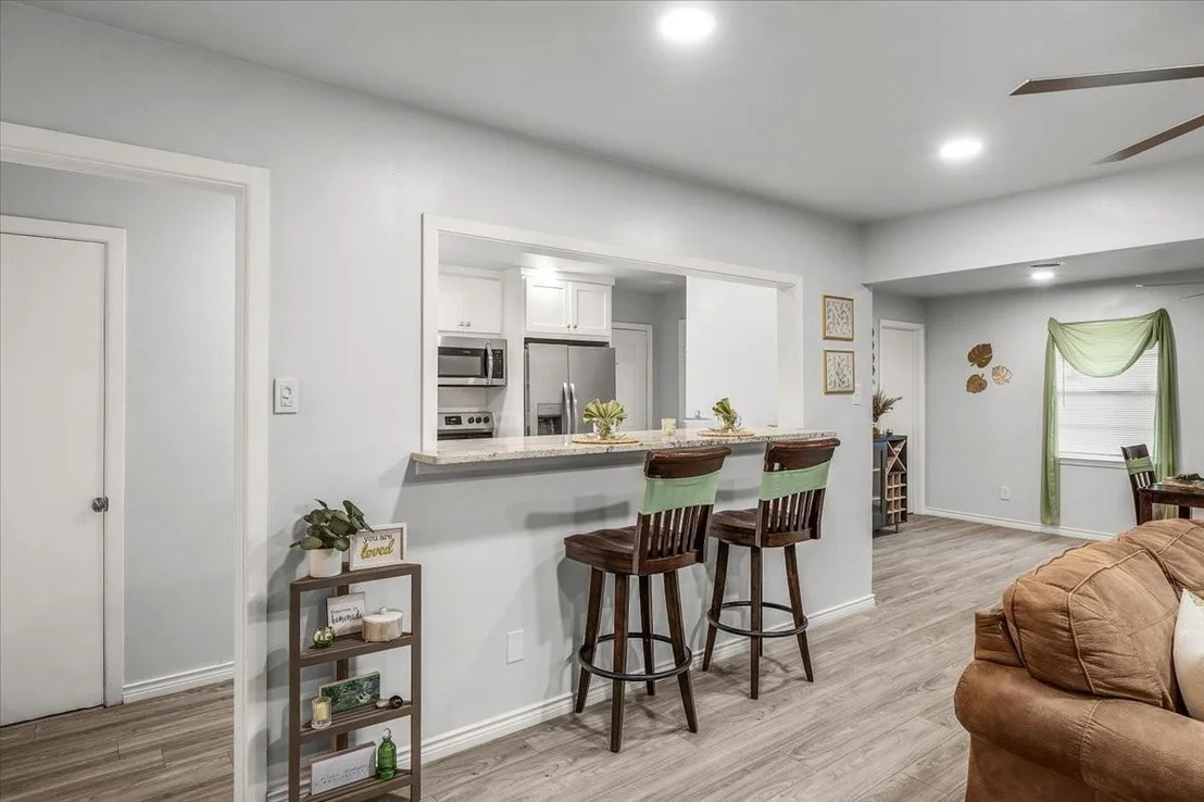 Photo of 2244 Cambridge Drive