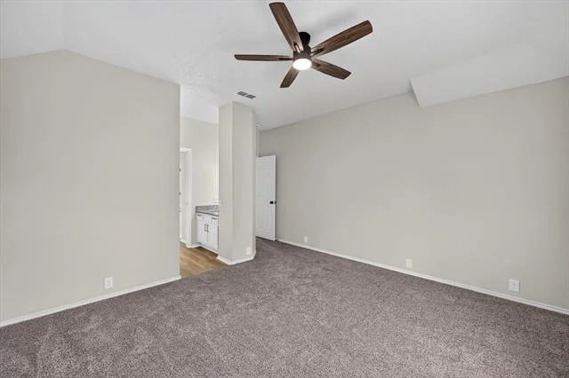 Photo of 2633 Lakeside Drive