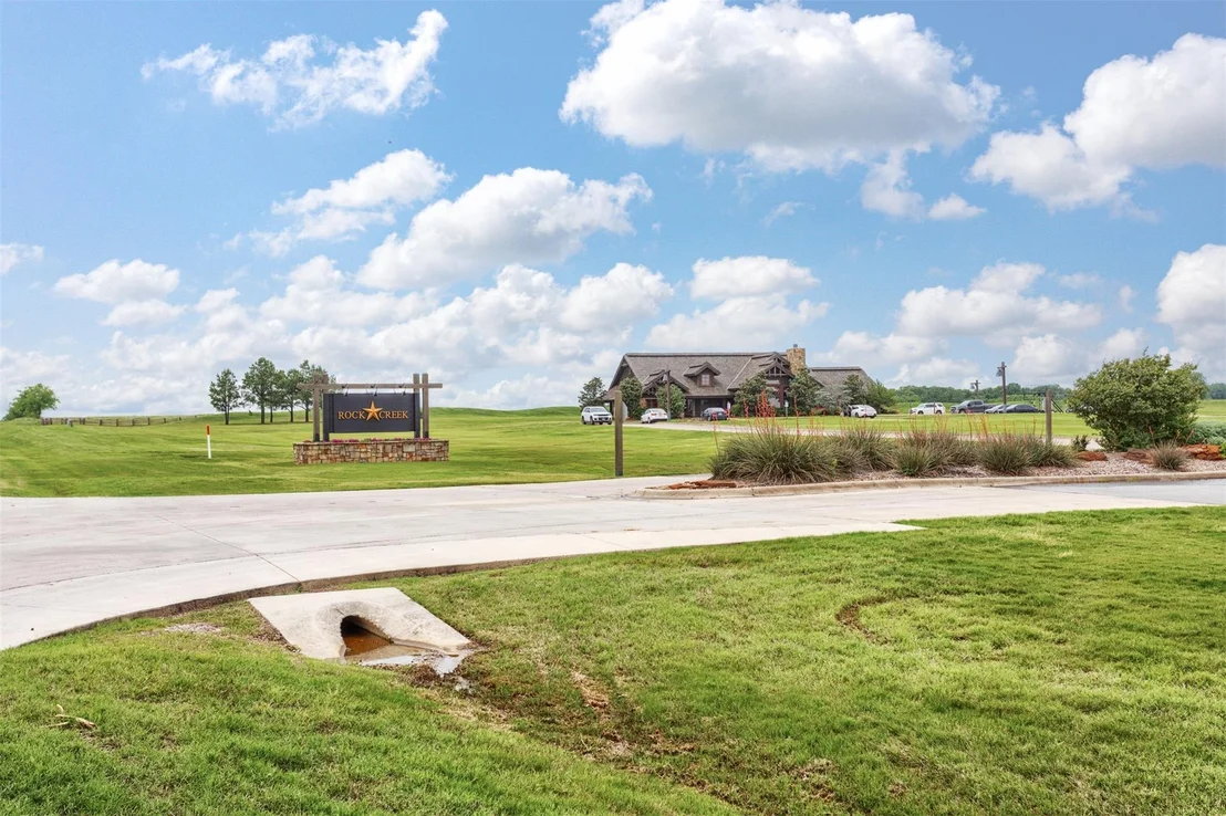 Photo of 967 Pronghorn Drive