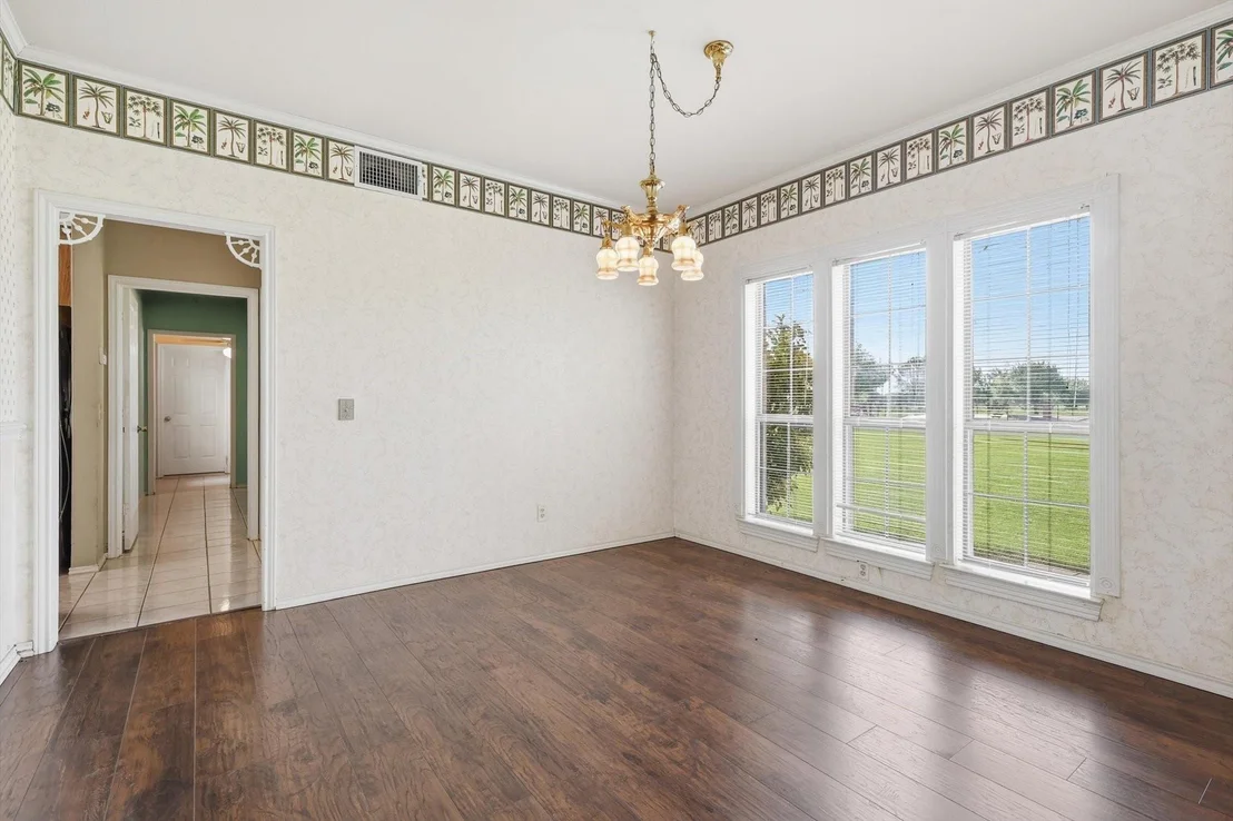 Photo of 211 Bayne Road