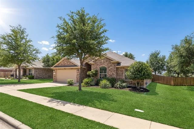 Photo of 1412 Meadowlakes Drive