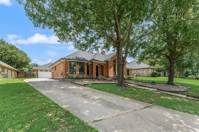Photo of 2908 Roaring Springs Road