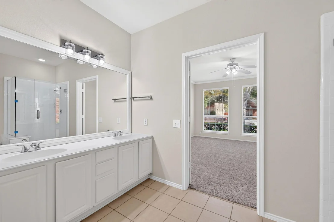 Photo of 6883 Winston Drive