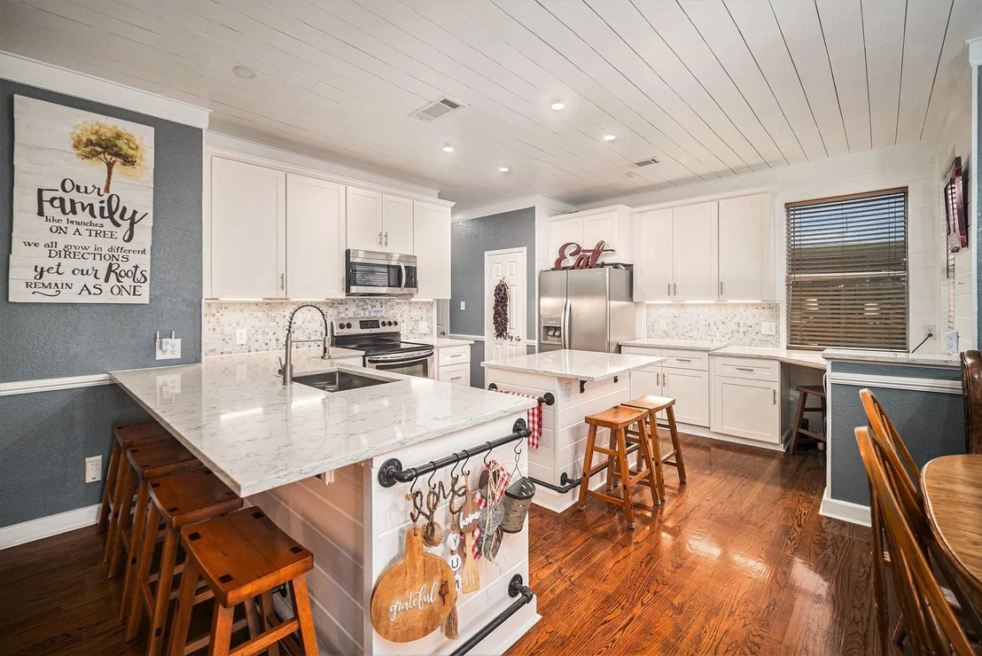 Photo of 6213 Bowin Drive