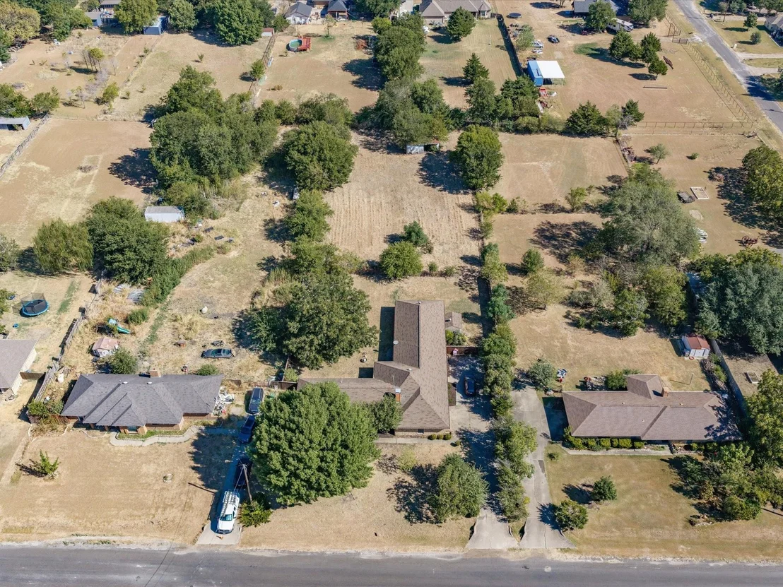 Photo of 840 Lynn Ann Drive