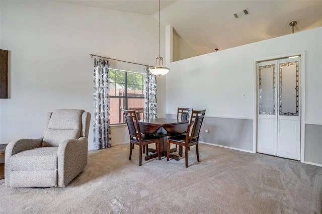 Photo of 555 Gillespie Drive