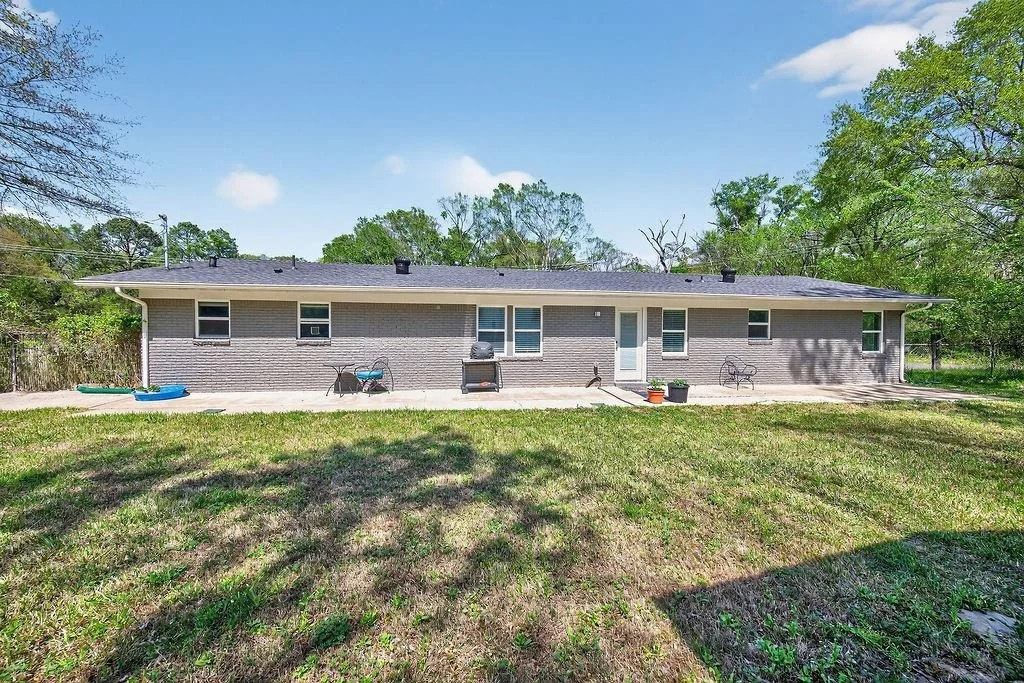 Photo of 600 Bunny Rabbit Road