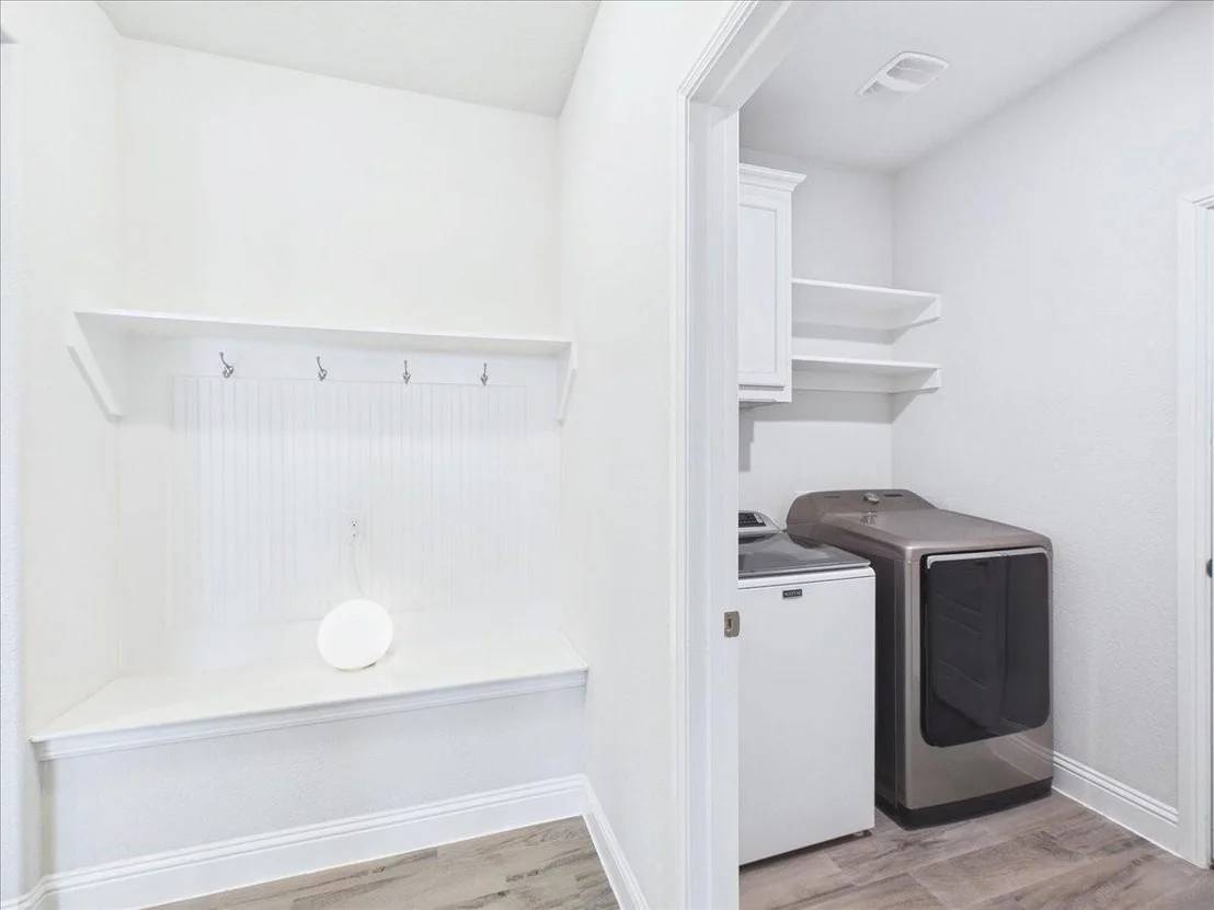 Photo of 916 Boardwalk Way