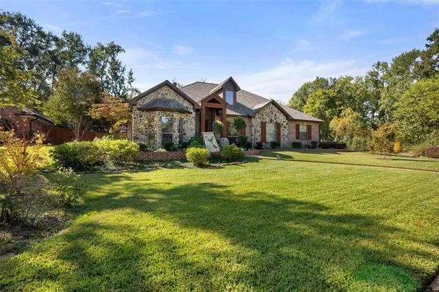 Photo of 614 Tryon Court