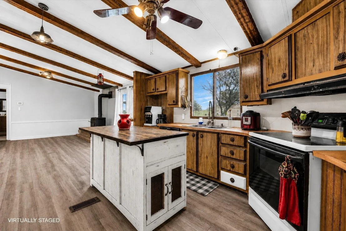 Photo of 1524 County Road 1107B