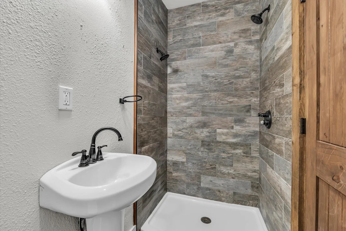 Photo of 245 Windmill Lane