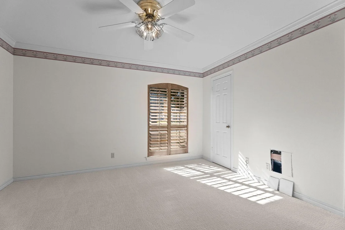 Photo of 1807 Royal Oak Drive