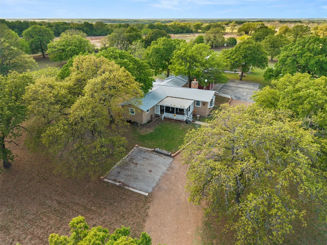 Photo of 1500 County Road 404