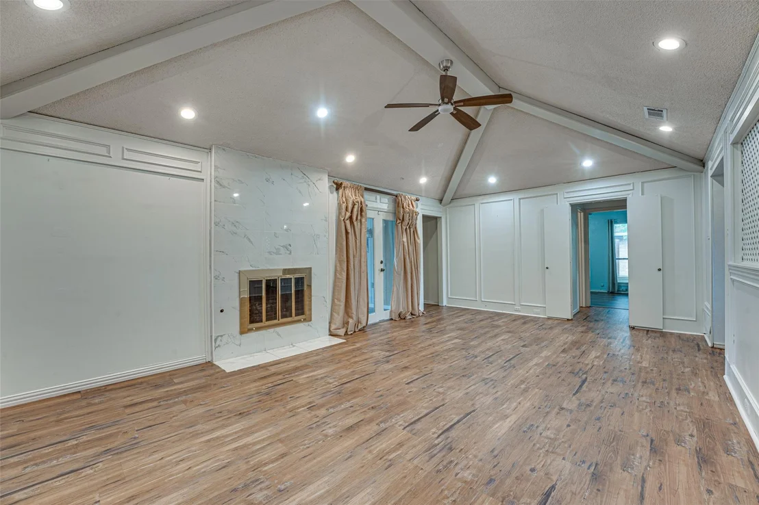 Photo of 917 Meadowgate Drive