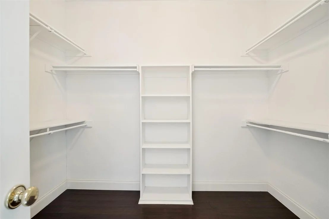 Photo of 6924 Harvey Lane
