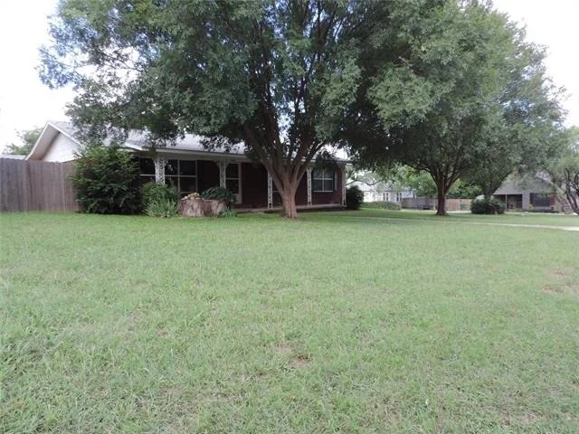Photo of 581 Alexander Road
