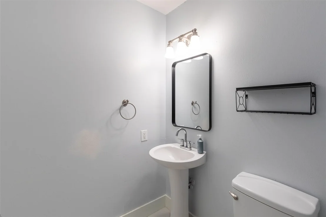 Photo of 5310 Alamo Drive