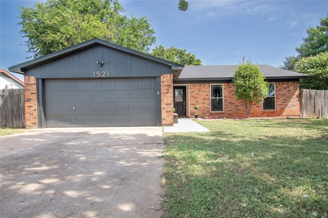 Photo of 1521 Augusta Road