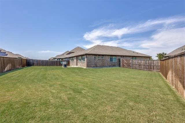 Photo of 1404 Rosebush Road