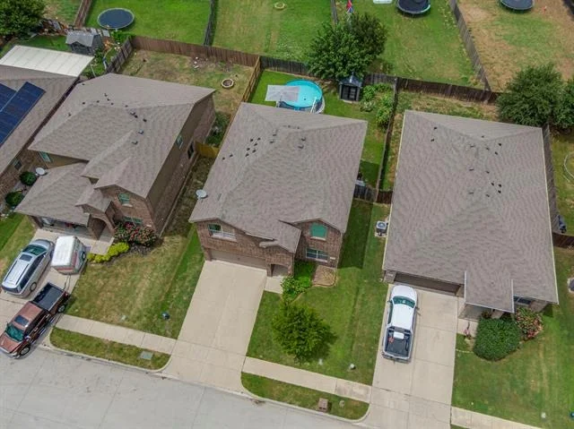 Photo of 616 Cameron Way