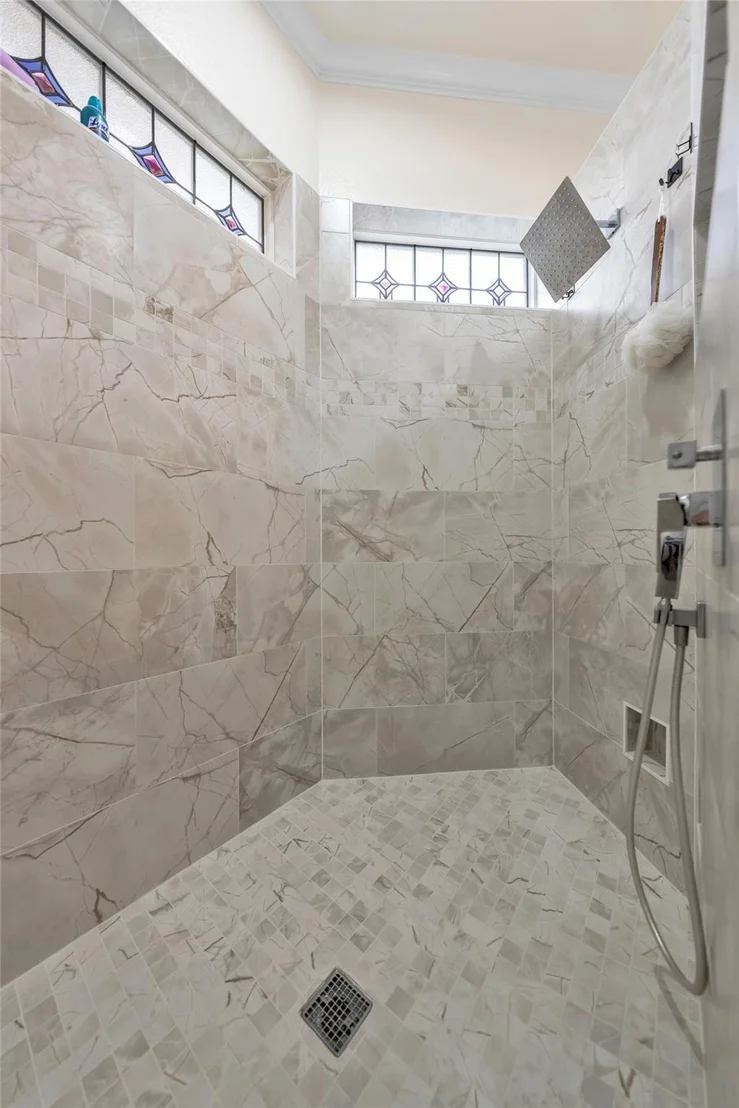 Photo of 2400 Vineyard Drive
