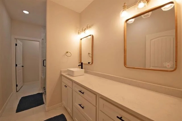 Photo of 6612 Eastview Drive