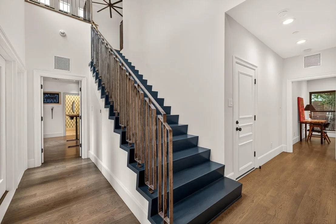 Photo of 5205 Royal Lane