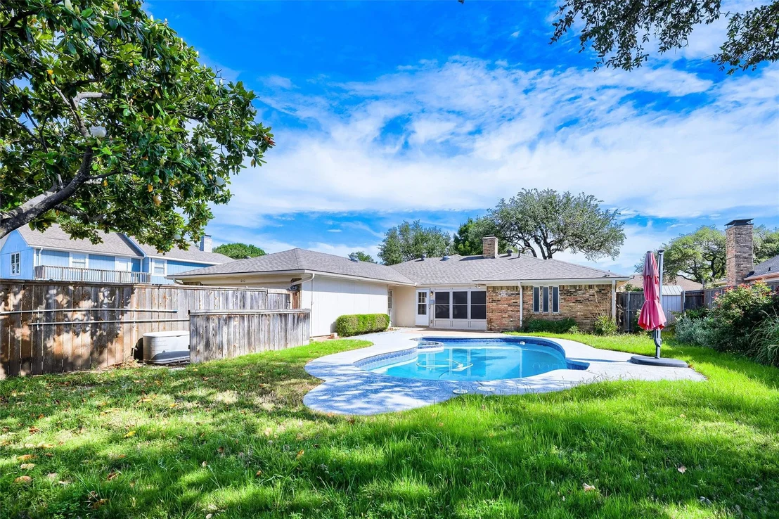 Photo of 1202 E Berkeley Drive