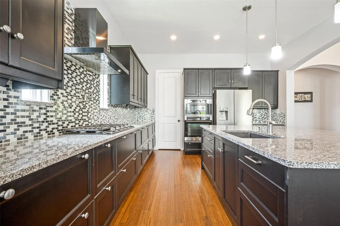 Photo of 2501 Oak Bluff Drive