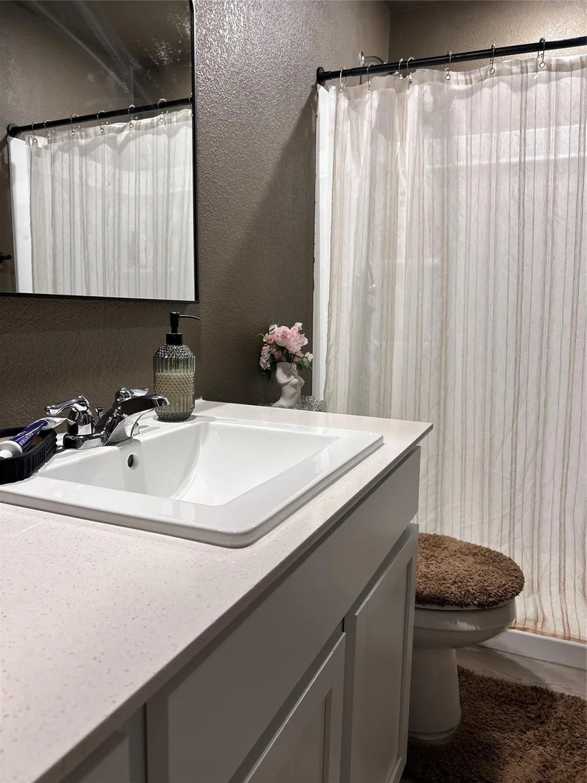 Photo of 902 Blue Heron Drive