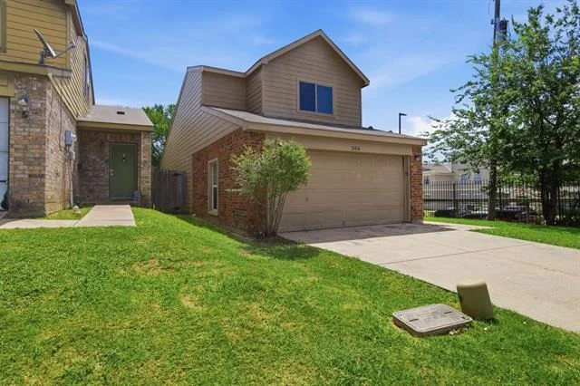 Photo of 206 River Rock Drive