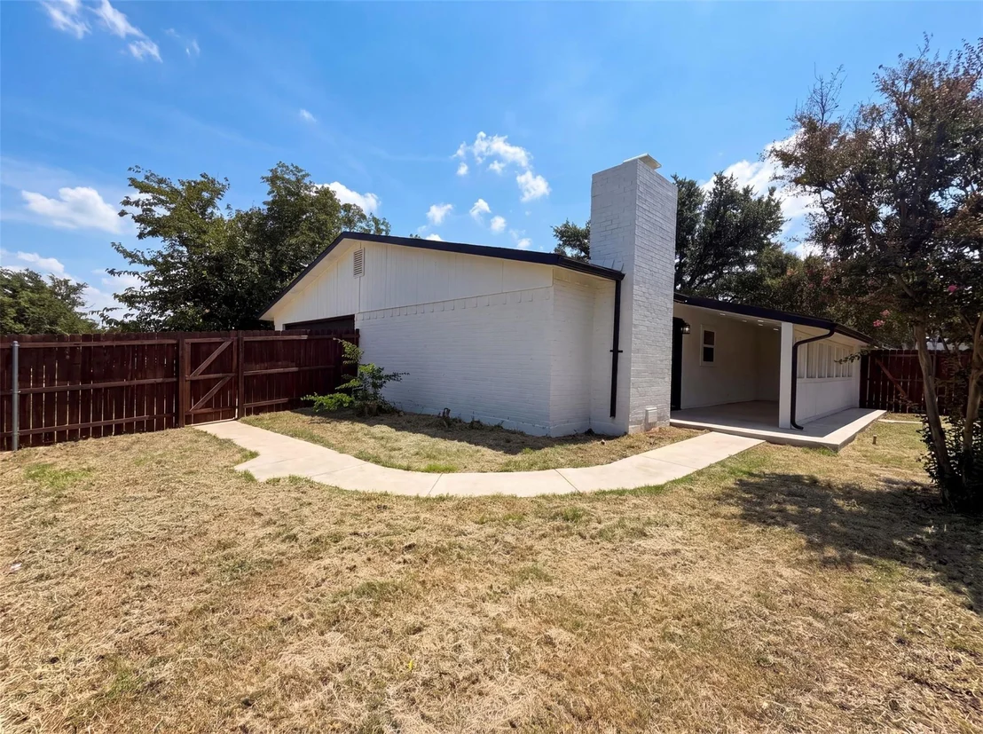 Photo of 3111 Windsor Road