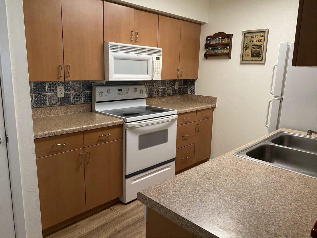 Photo of Unit 213 at 1500 Lake Shore Drive