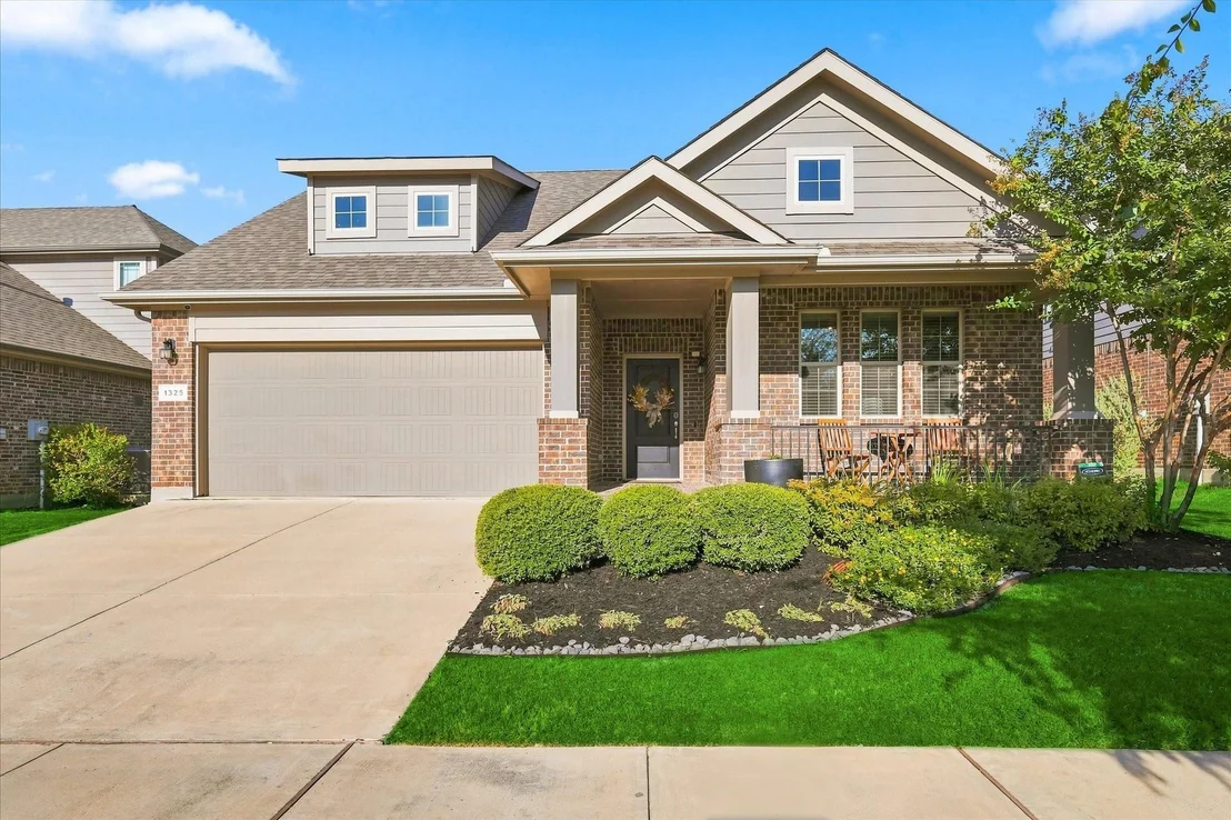 Photo of 1325 Canary Lane
