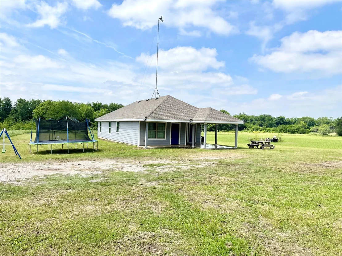 Photo of 1581 County Road 1079