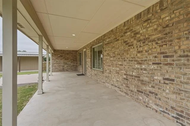 Photo of 165 Sanford Lane
