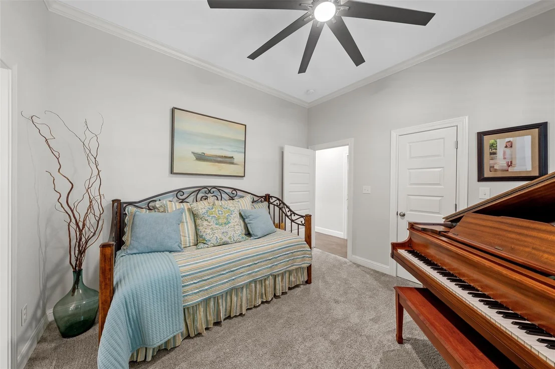 Photo of 320 Kandus Cove
