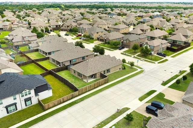 Photo of 1024 Macaw Drive