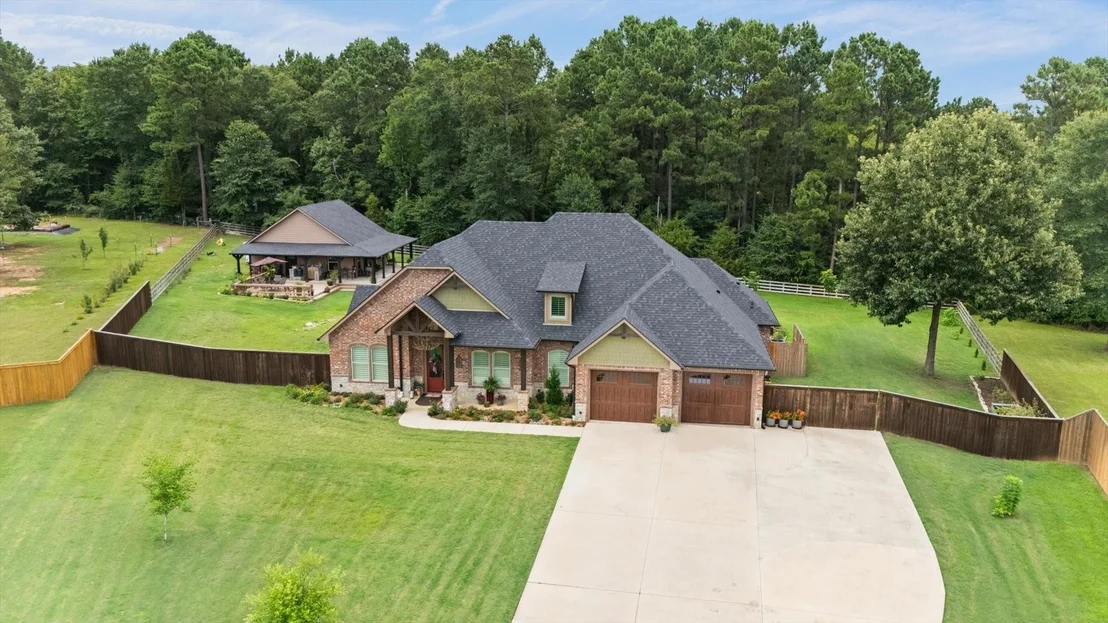 Photo of 172 Heather Ln.