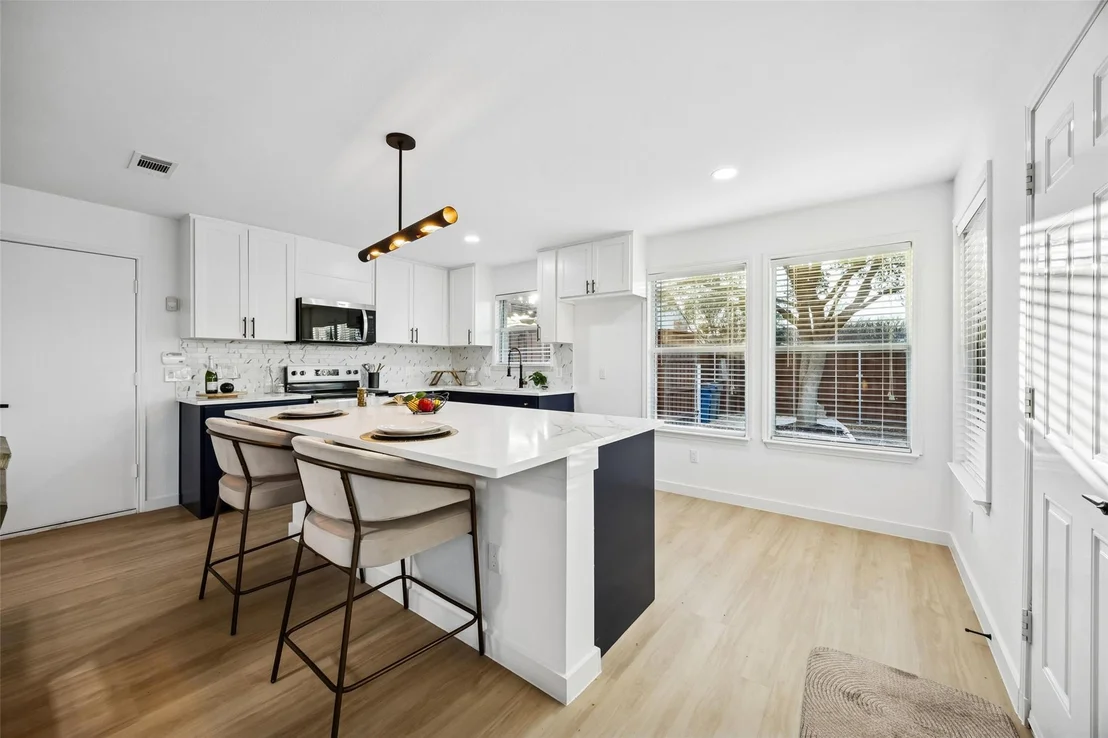 Photo of 1413 Thistle Circle