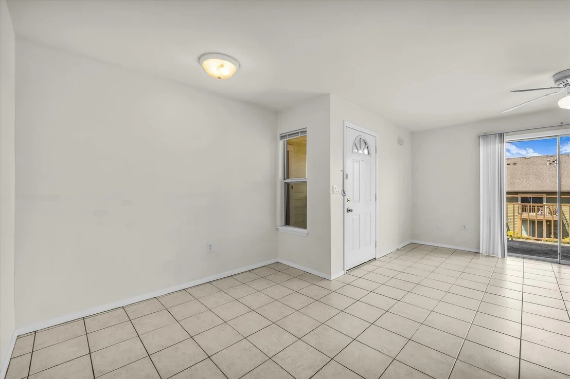 Photo of Unit 206 at 1500 Lake Shore Drive
