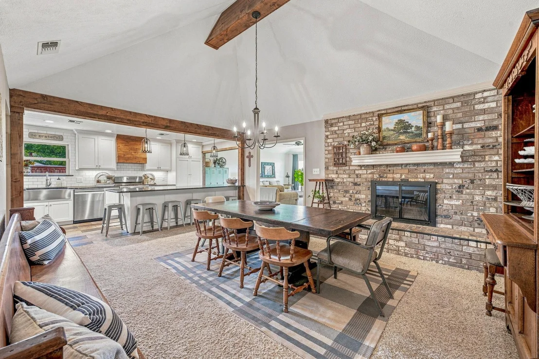 Photo of 136 Chaparral Drive