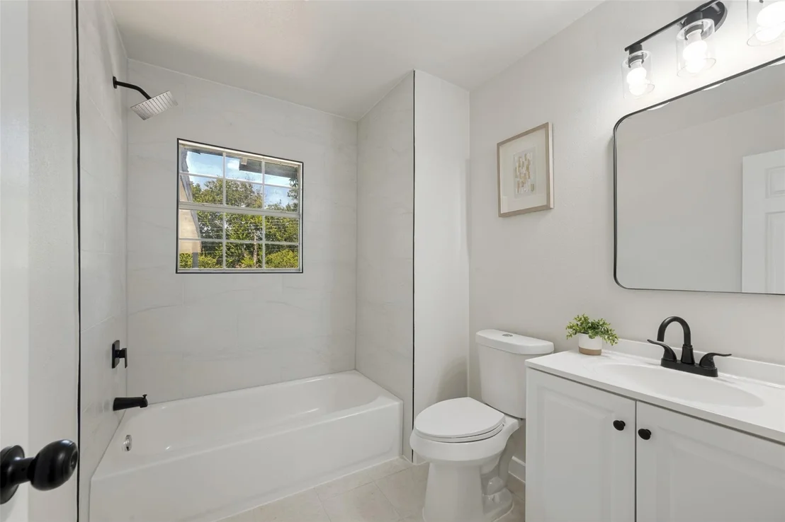 Photo of 112 Oriole Drive