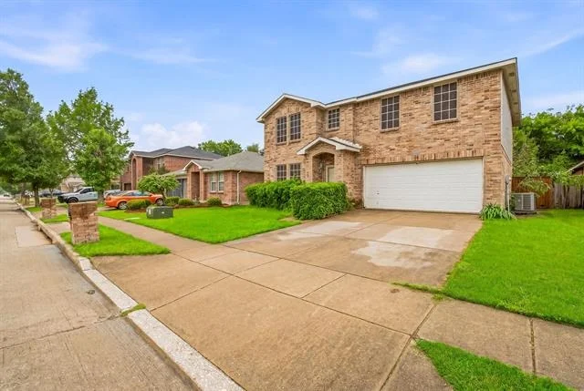 Photo of 16617 Woodside Drive