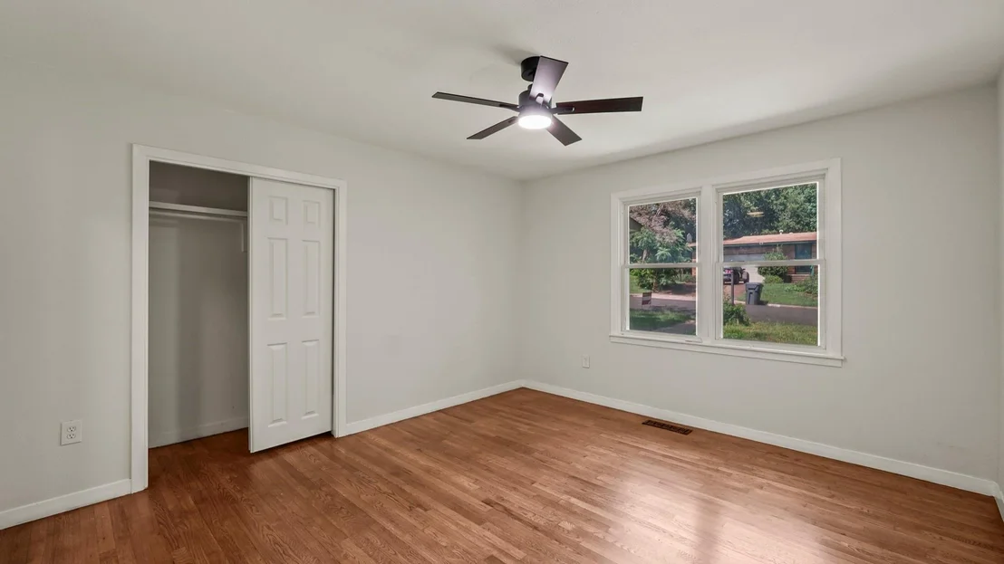 Photo of 4600 Robinwood Drive