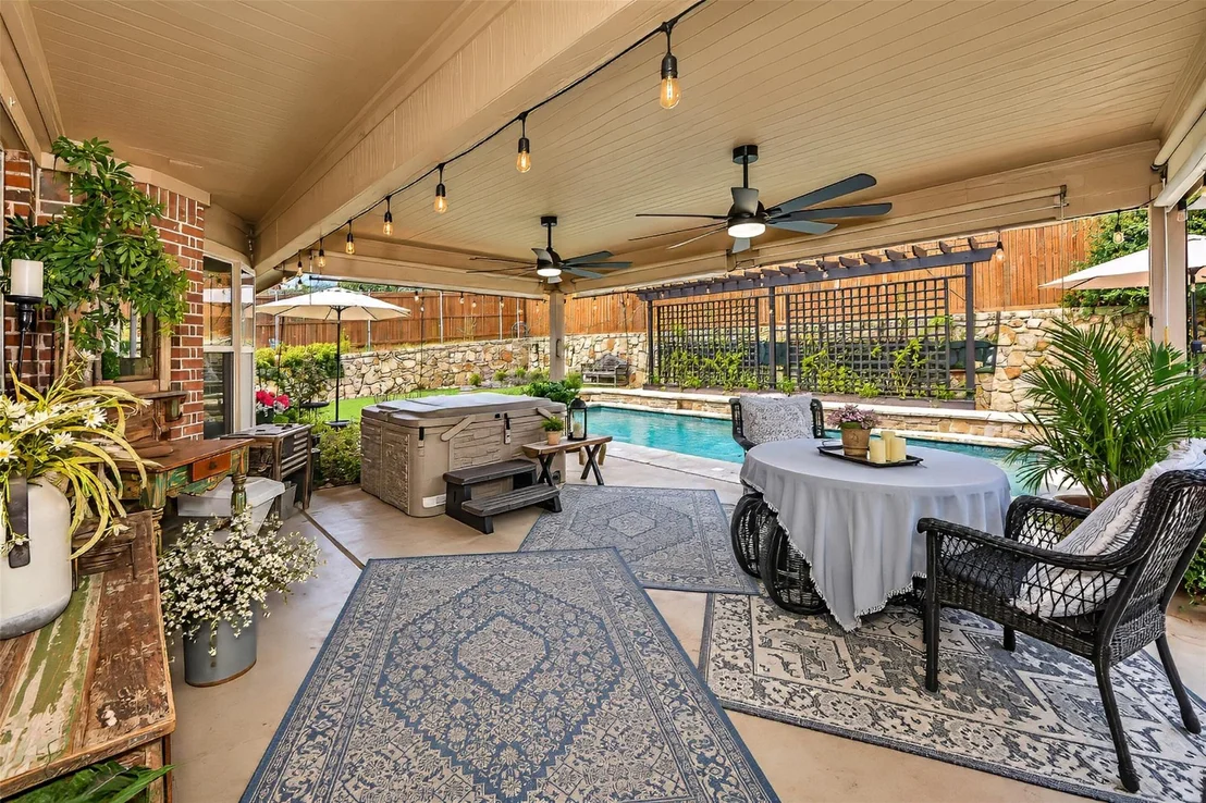 Photo of 745 Dalrock Road