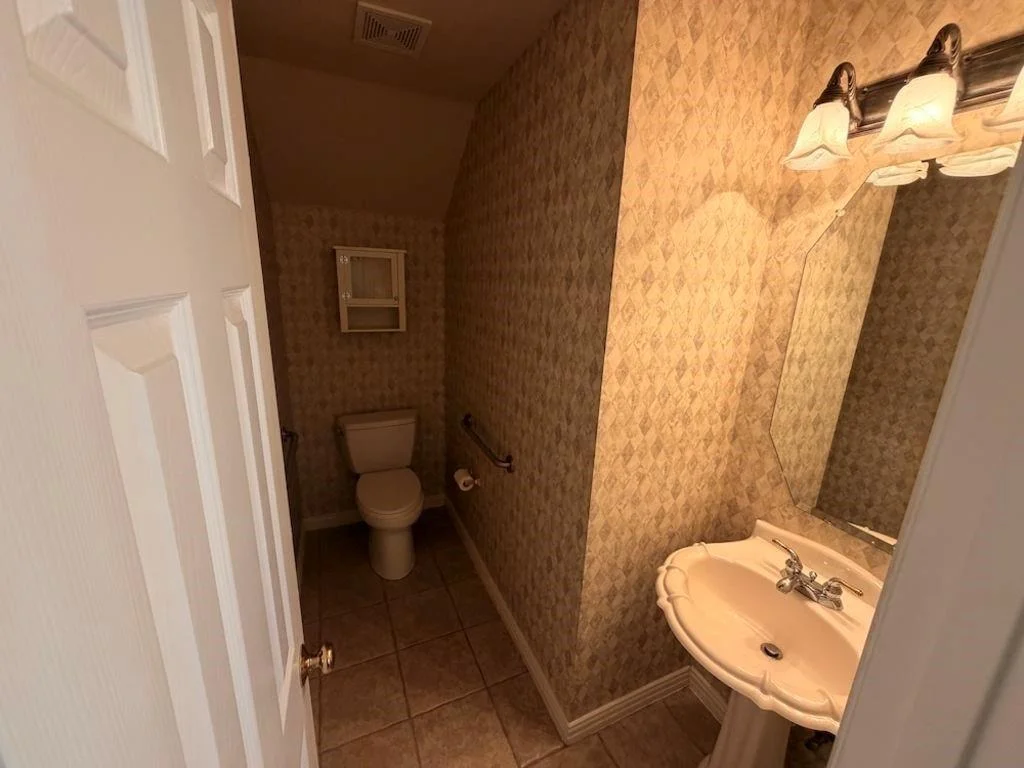 Photo of 2185 Clubview Drive