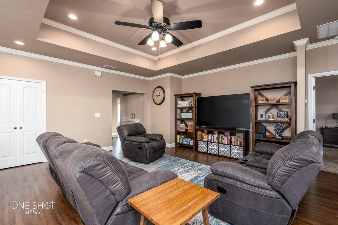 Photo of 3102 Oakley