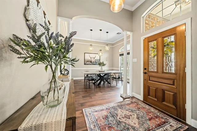 Photo of 100 Twisted Oak Lane